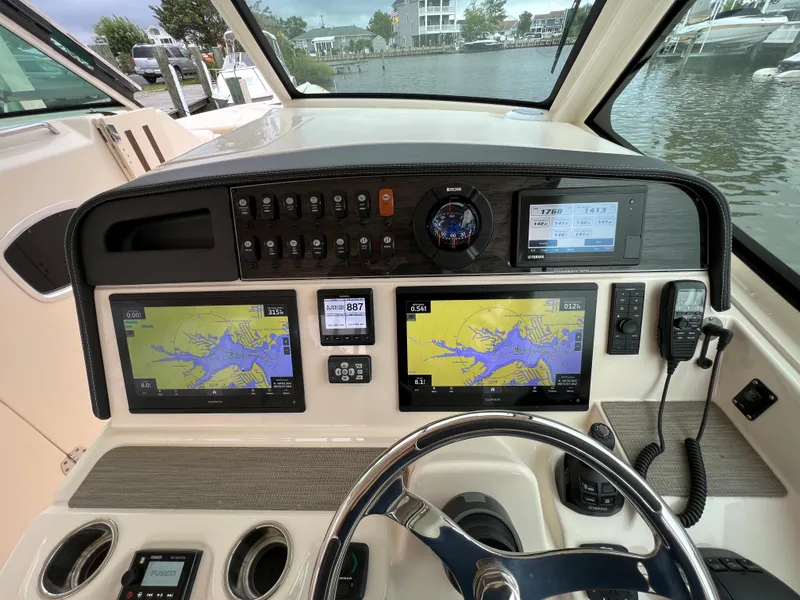 Slide: The Image of Grady-White Freedom 375 2020 - 84