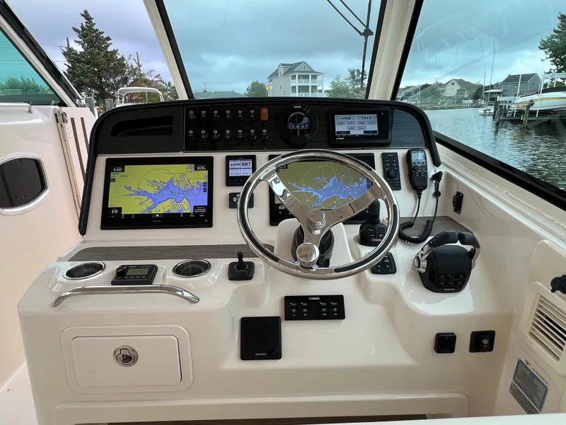 Slide: The Image of Grady-White Freedom 375 2020 - 87