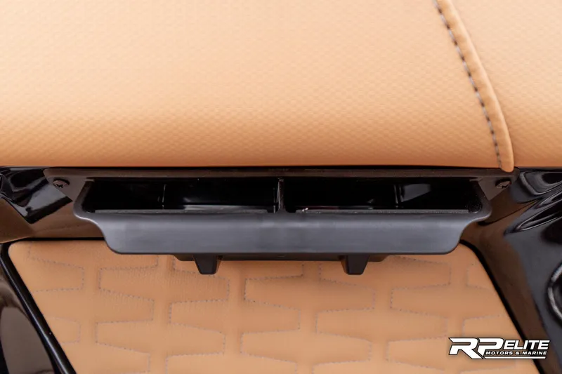 Slide: The Image of MasterCraft X22 2025 - 63