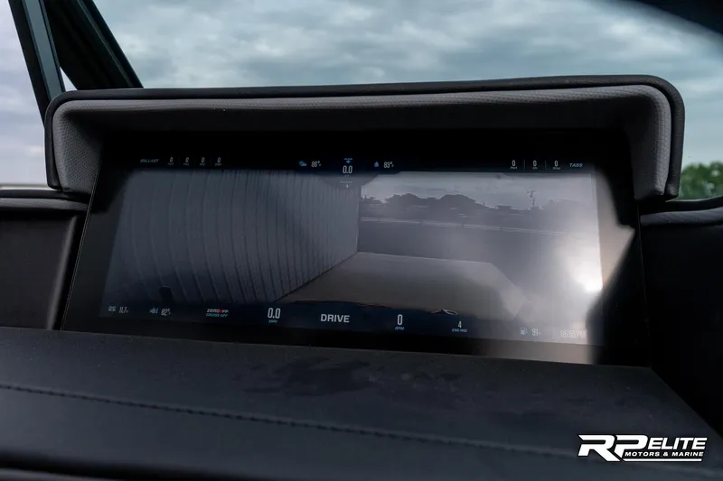 Slide: The Image of MasterCraft X22 2025 - 87