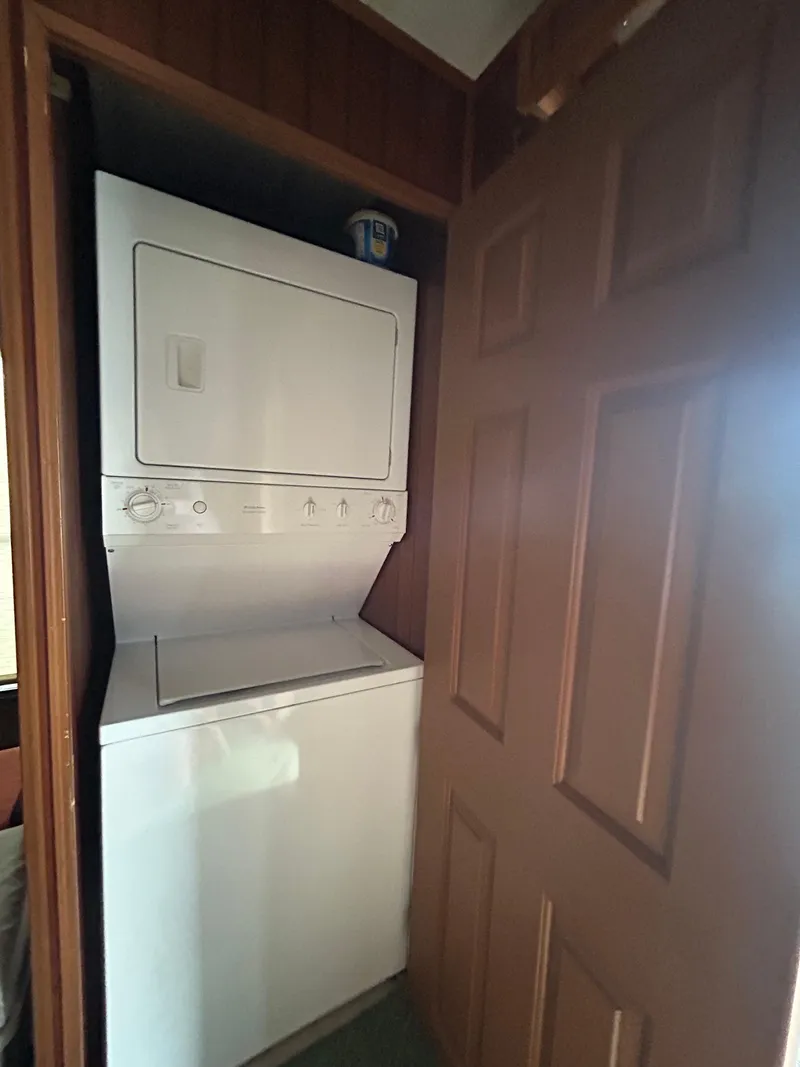 Slide: The Image of Stacked washer and dryer in 2001 Jamestowner houseboat interior. - 22
