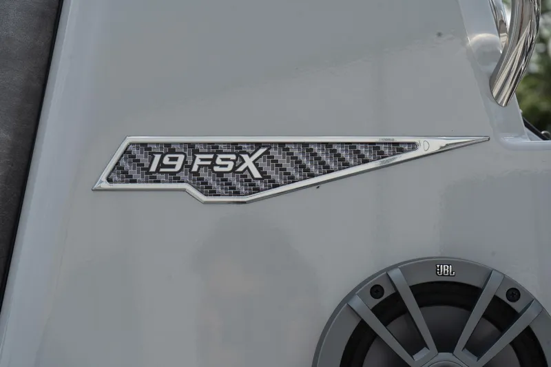 Slide: The Image of 2025 Avid 19 FSX logo and JBL speaker on a sleek surface. - 7
