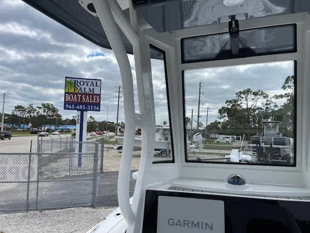 Slide: The Image of 2025 Tidewater 2500 Carolina Bay at Royal Palm Boat Sales dealership. - 32