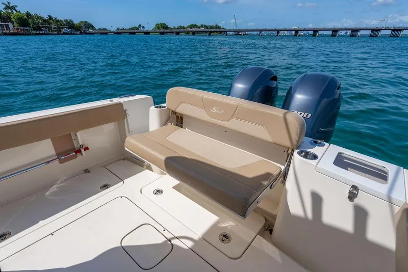 Slide: The Image of Scout 277 LXF 2020 - 14