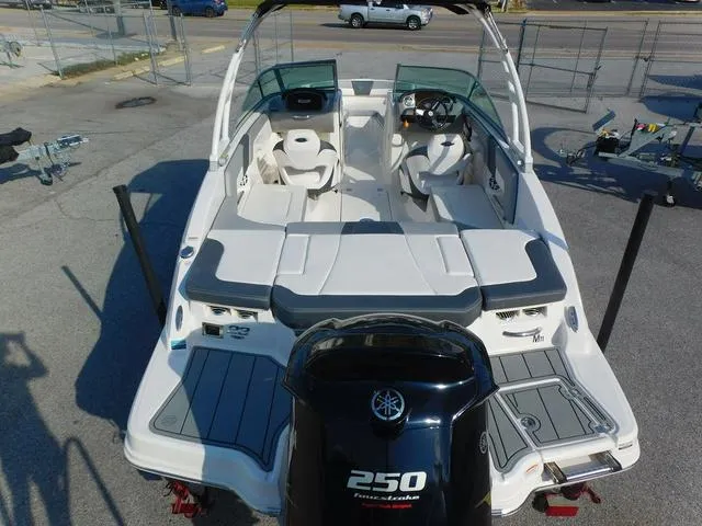 Slide: The Image of Chaparral 23 SSi OB 2021 - 5