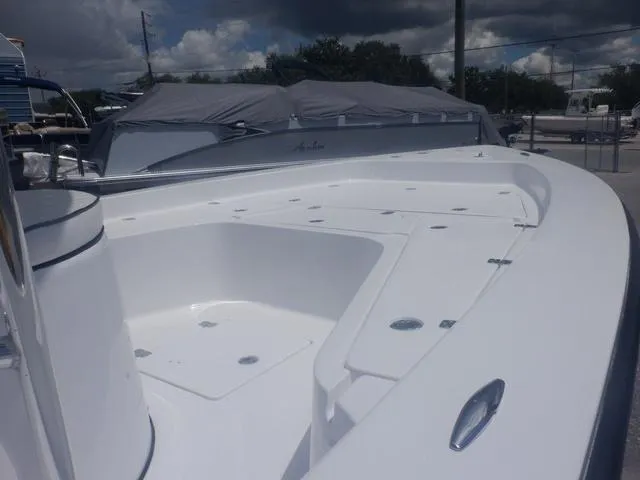 Slide: The Image of Piranha Casador B2200 2023 - 14