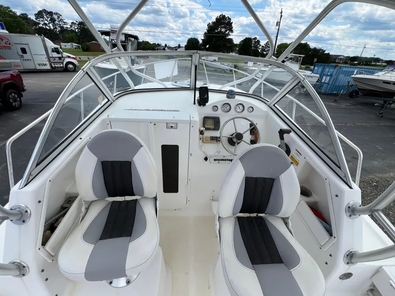 Slide: The Image of Sea Fox 236 Walk Around 2006 - 11