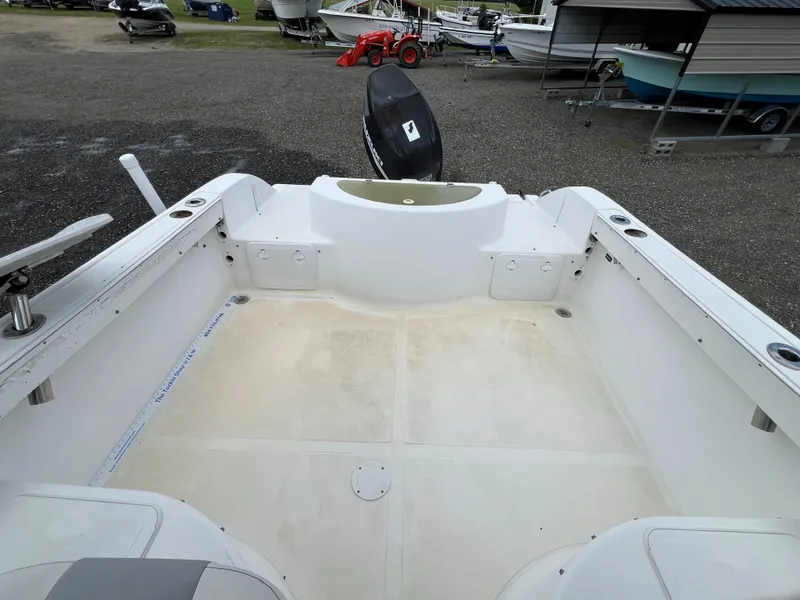 Slide: The Image of Sea Fox 236 Walk Around 2006 - 9