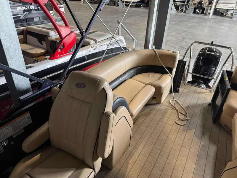 Slide: The Image of Barletta E22QC 2020 - 11