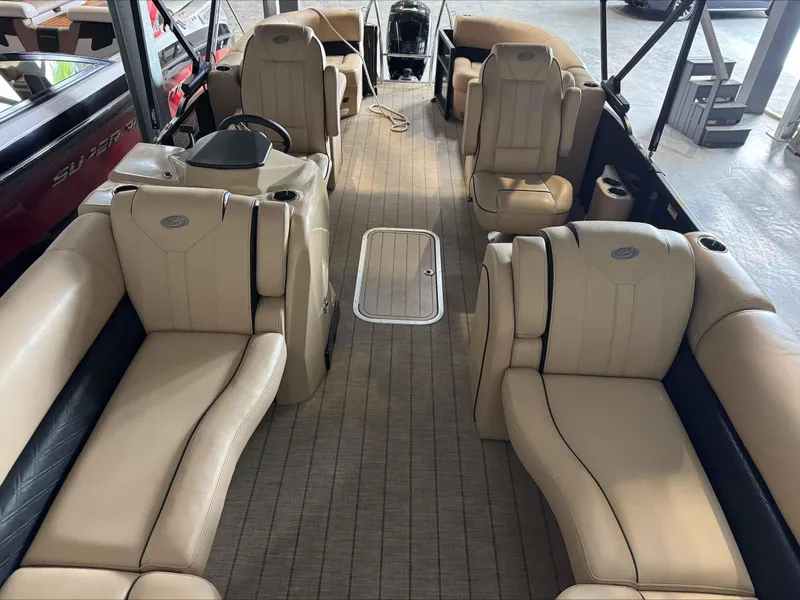 Slide: The Image of Barletta E22QC 2020 - 14