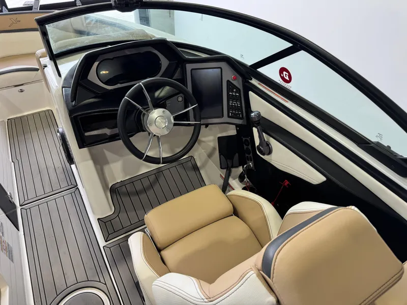 Slide: The Image of MasterCraft XStar S 2022 - 27