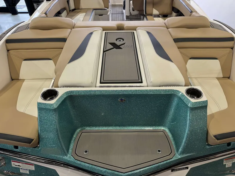 Slide: The Image of MasterCraft XStar S 2022 - 9