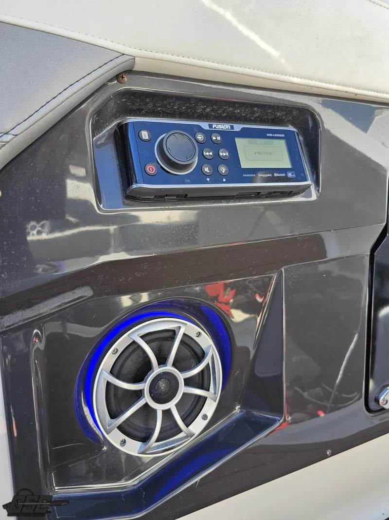 Slide: The Image of 2018 Monterey 258 Super Sport boat audio system with speaker and control panel. - 44