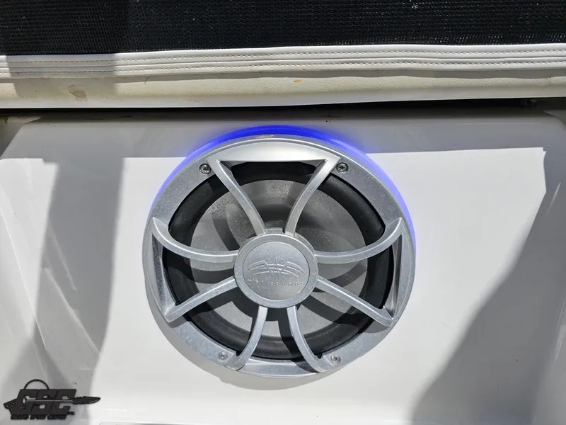 Slide: The Image of 2018 Monterey 258 Super Sport boat speaker with blue LED lighting. - 49