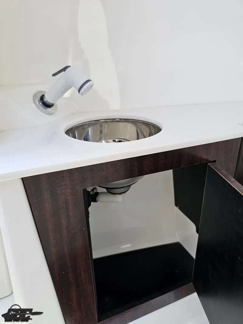 Slide: The Image of Monterey 258 Super Sport 2018 - 58