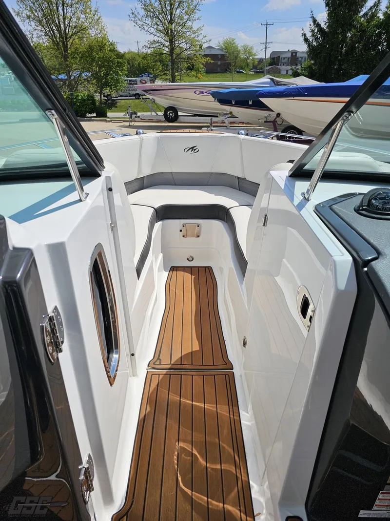 Slide: The Image of Monterey 258 Super Sport 2018 - 68