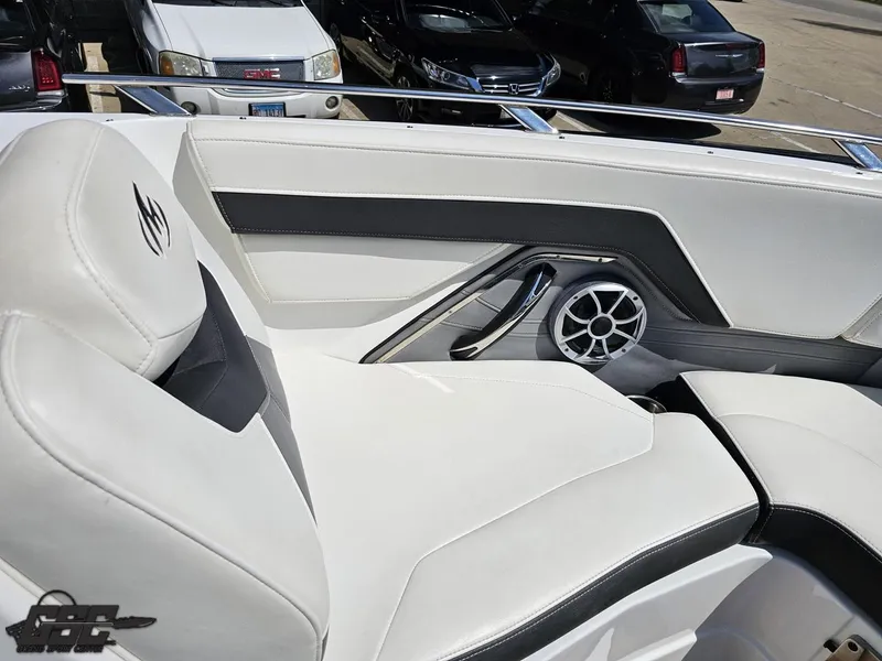 Slide: The Image of Monterey 258 Super Sport 2018 - 76