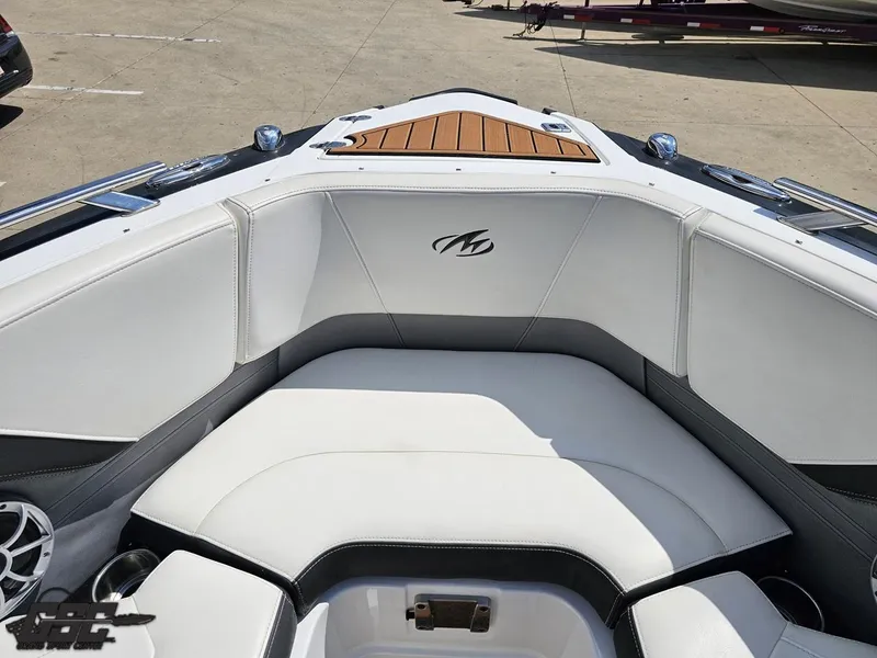 Slide: The Image of Monterey 258 Super Sport 2018 - 79