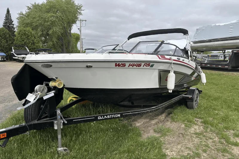 Slide: The Image of Glastron 215GX 2022 - 3