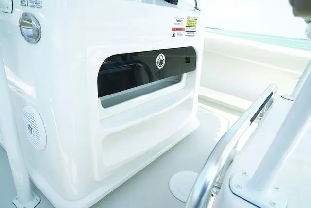 Slide: The Image of Parker Marine 21SE Center Console 2025 - 12