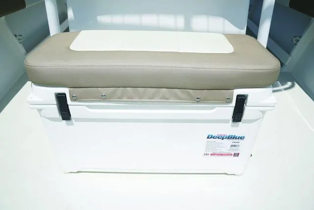 Slide: The Image of Parker Marine 21SE Center Console 2025 - 19