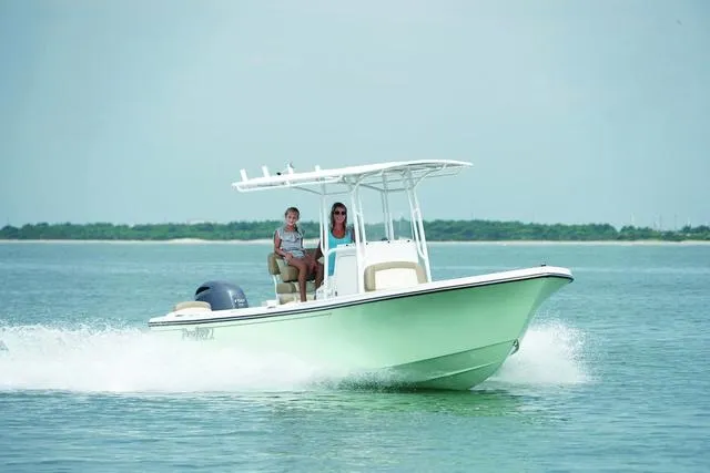 Slide: The Image of Parker Marine 21SE Center Console 2025 - 26