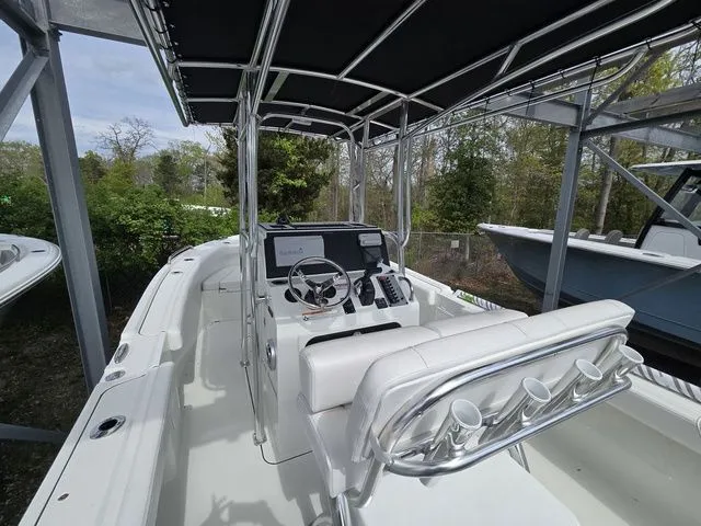Slide: The Image of Parker Marine 21SE Center Console 2025 - 49