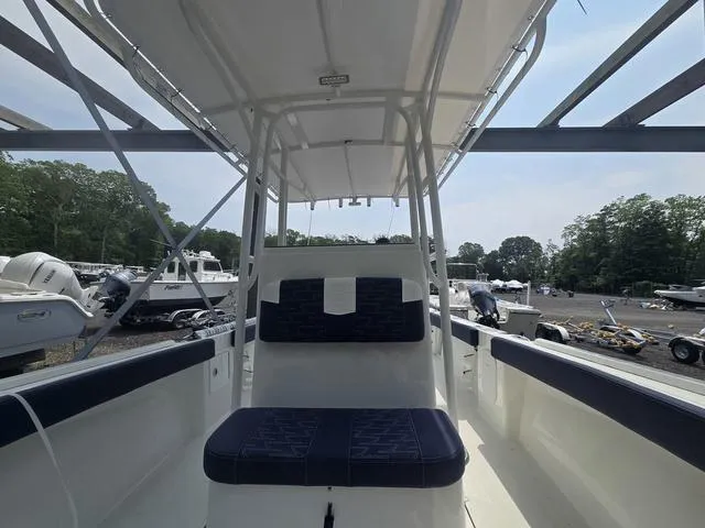 Slide: The Image of Parker Marine 21SE Center Console 2025 - 8