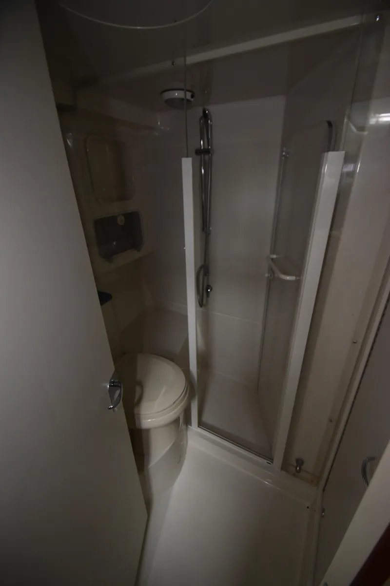 Slide: The Image of Jupiter 35 Convertible 2002 - 10