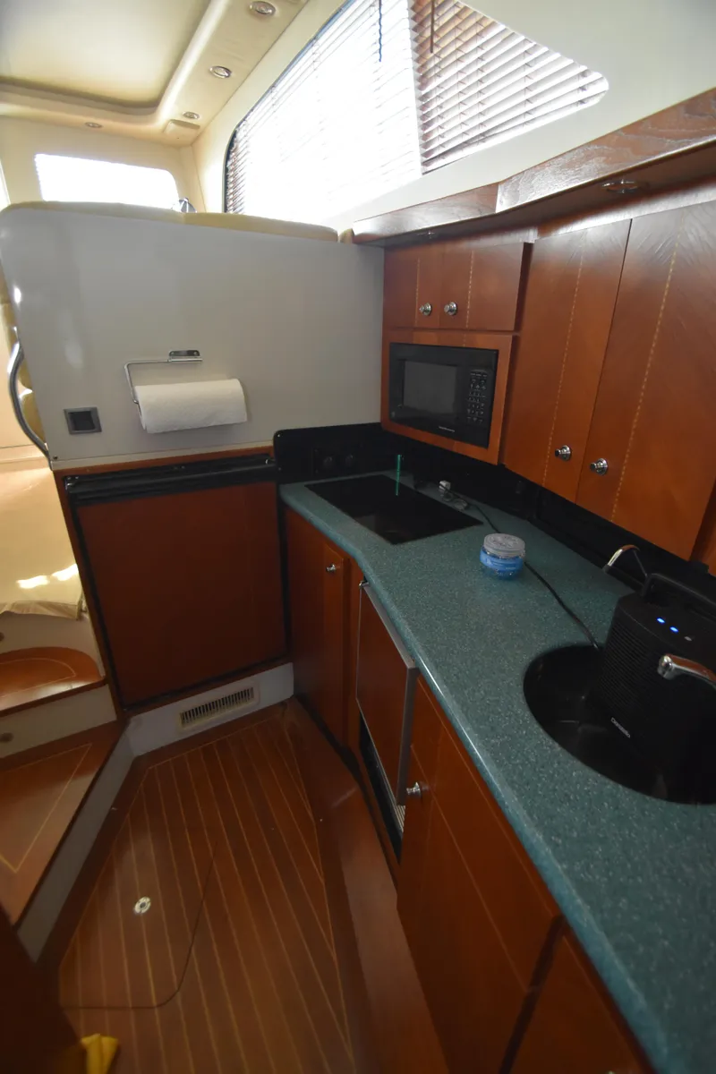 Slide: The Image of Jupiter 35 Convertible 2002 - 12