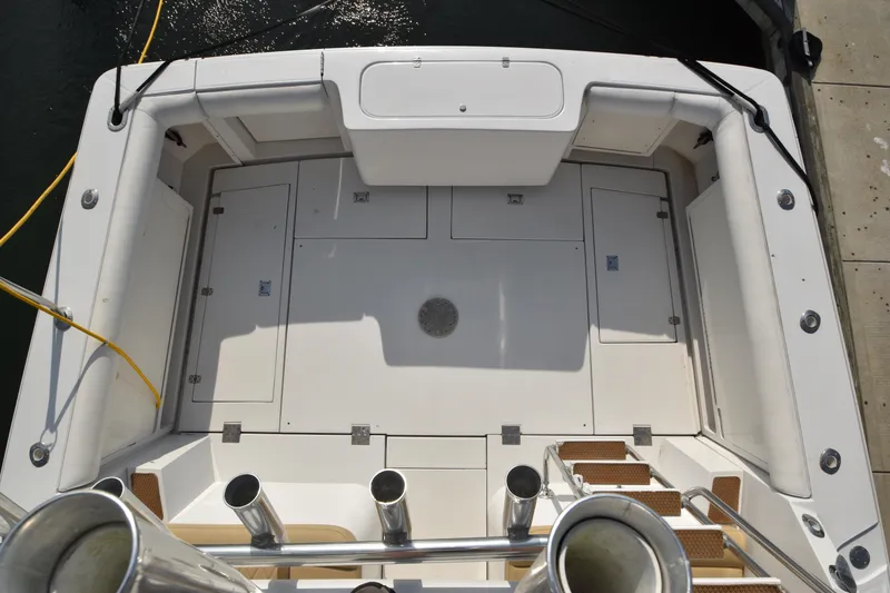 Slide: The Image of Jupiter 35 Convertible 2002 - 24