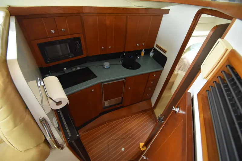 Slide: The Image of Jupiter 35 Convertible 2002 - 7