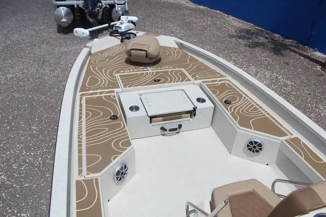 Slide: The Image of Xpress H24B 2025 - 14