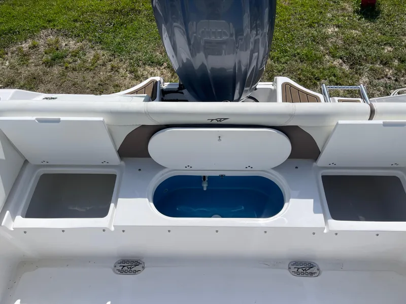 Slide: The Image of Tidewater 232LXF 2025 - 13