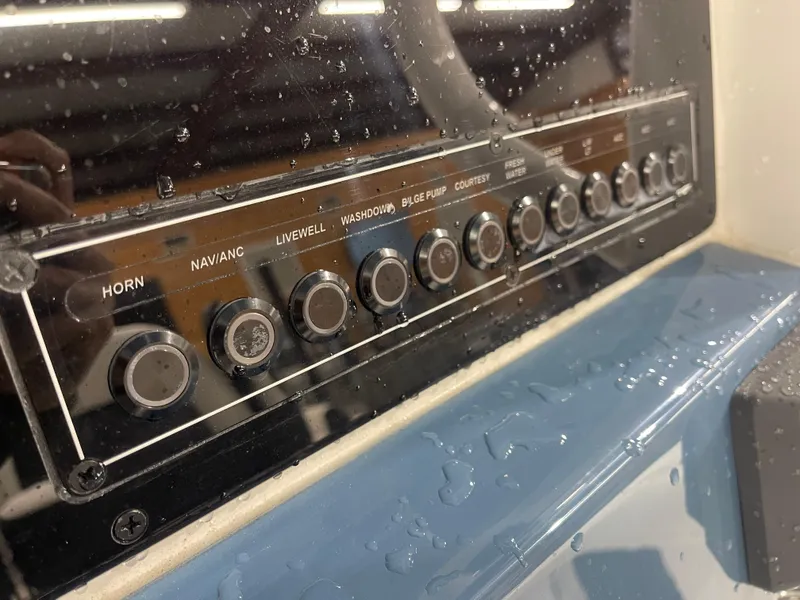 Slide: The Image of Tidewater 232 LXF 2025 - 18