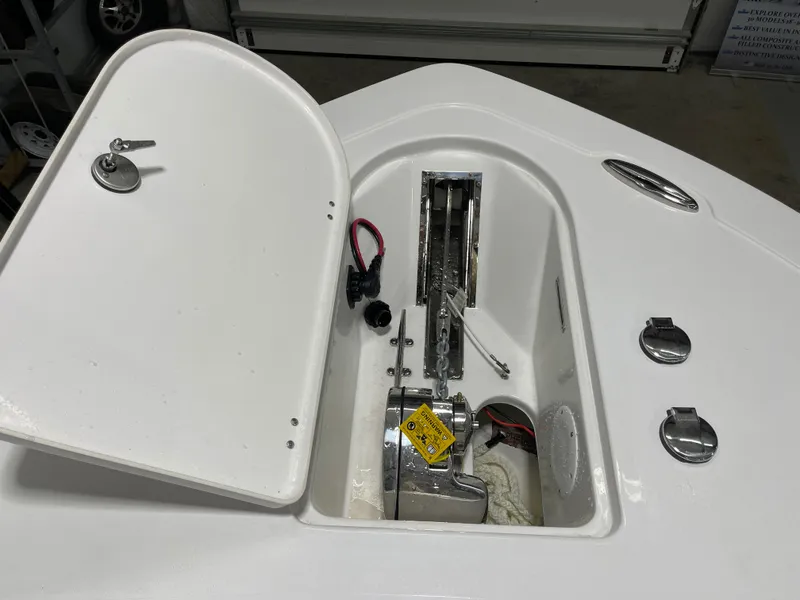 Slide: The Image of Tidewater 232 LXF 2025 - 27