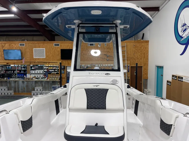 Slide: The Image of Tidewater 232 LXF 2025 - 28