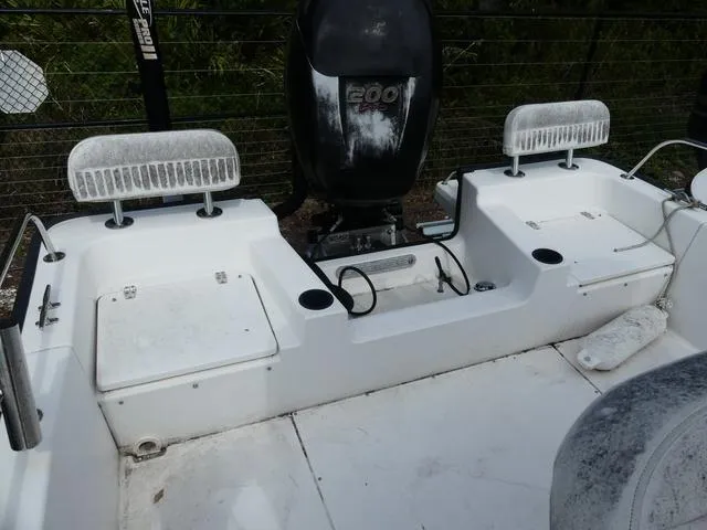 Slide: The Image of Boston Whaler 210 Montauk 2016 - 10