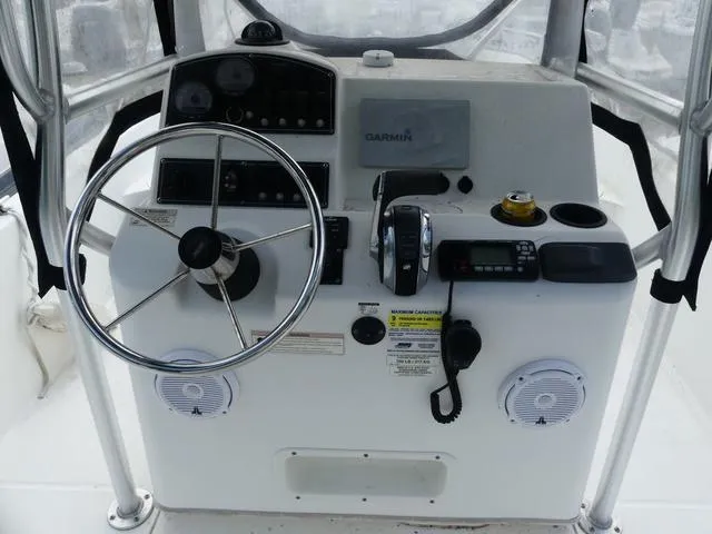 Slide: The Image of Boston Whaler 210 Montauk 2016 - 7