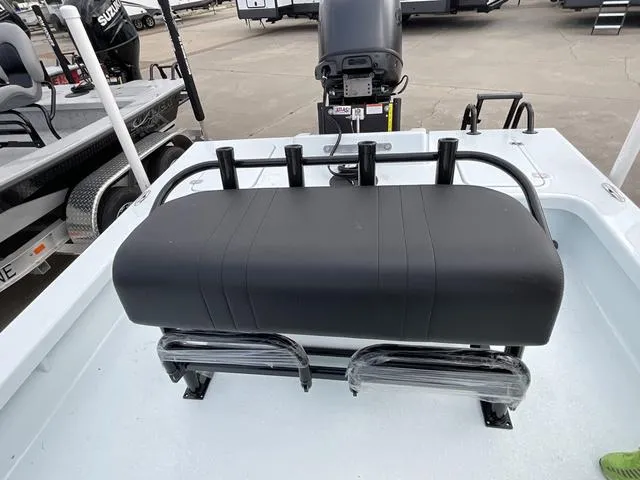 Slide: The Image of Majek 18 M2 2025 - 14