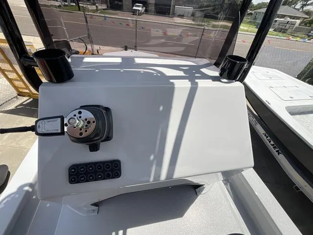 Slide: The Image of Majek M2 ILLUSION 2025 - 13