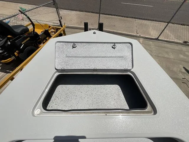 Slide: The Image of Majek M2 ILLUSION 2025 - 8