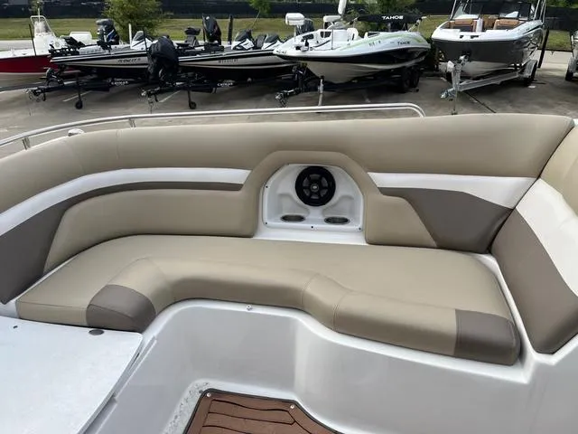 Slide: The Image of Hurricane SD2486 2017 - 13