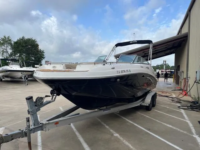 Slide: The Image of Hurricane SD2486 2017 - 4