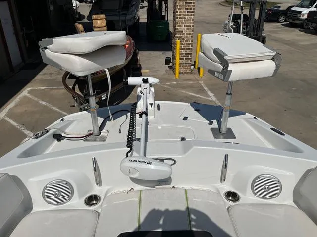 Slide: The Image of Tracker 2150 2021 - 10