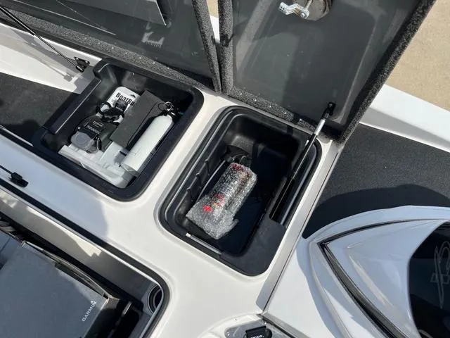 Slide: The Image of Caymas CX21 PRO DC 2022 - 33