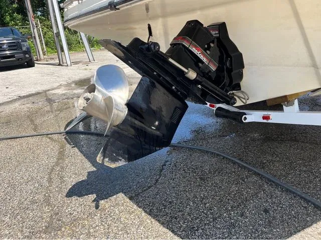 Slide: The Image of Rinker Fiesta Vee 265 1995 - 16