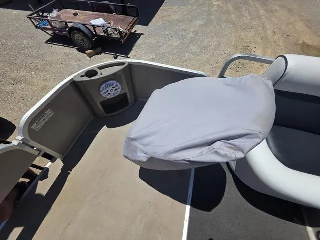 Slide: The Image of Premier Castaway 221 2008 - 12