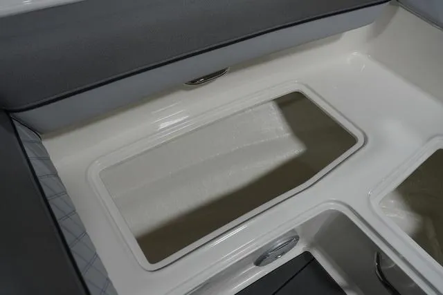 Slide: The Image of Bayliner D20I 2025 - 41