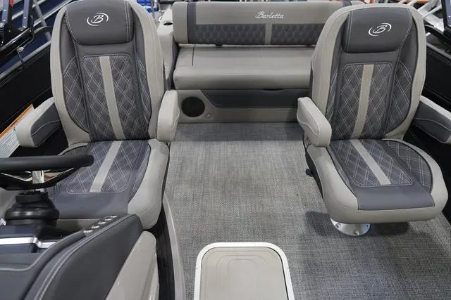 Slide: The Image of Barletta Lusso L25UC 2024 - 20